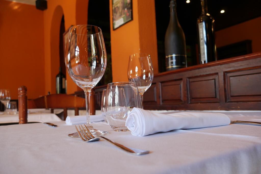 Hotel Restaurant El Bosc Баньерес-дель-Пенедес Экстерьер фото