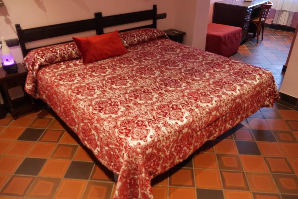 Hotel Restaurant El Bosc Баньерес-дель-Пенедес Экстерьер фото